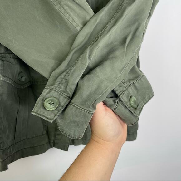 Gap army green button down utility lightweight jacket size Medium - Picture 4 of 12